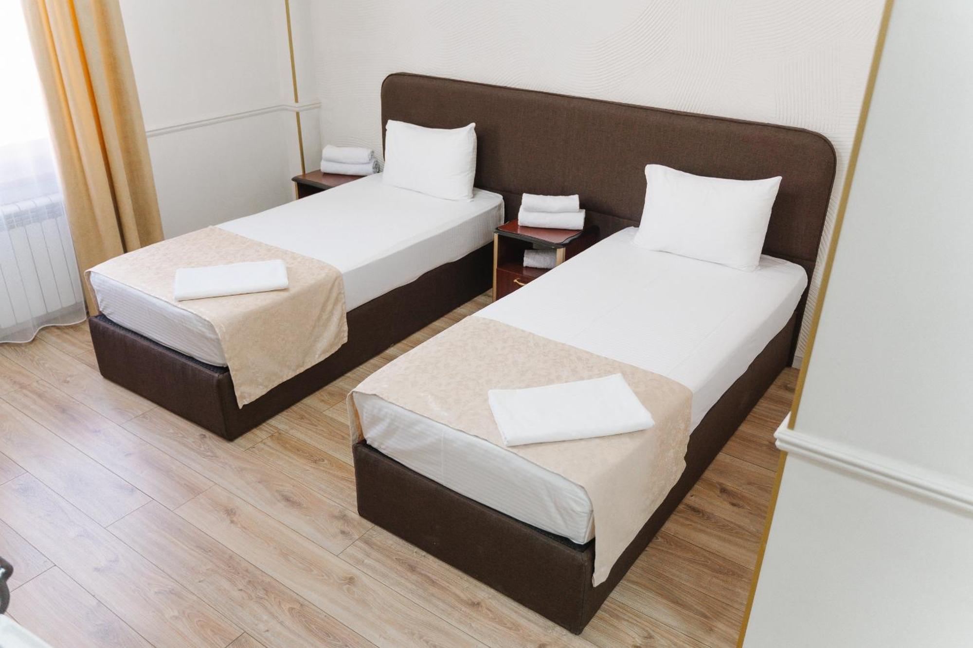 Hotel Bellagio Shymkent Luaran gambar